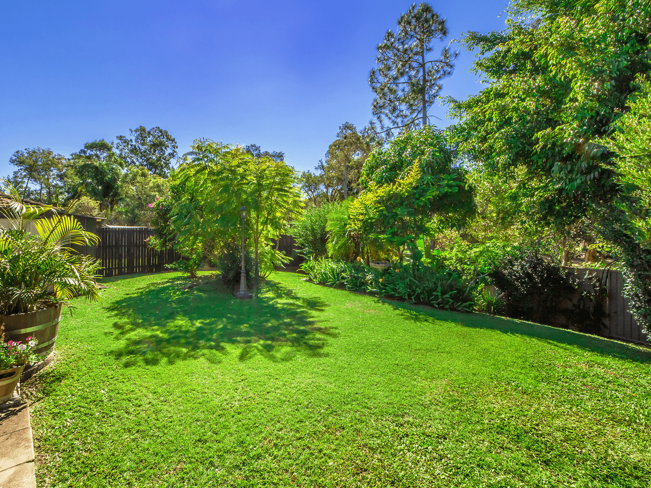 2/24 Chaplin Crescent, OXENFORD, QLD 4210