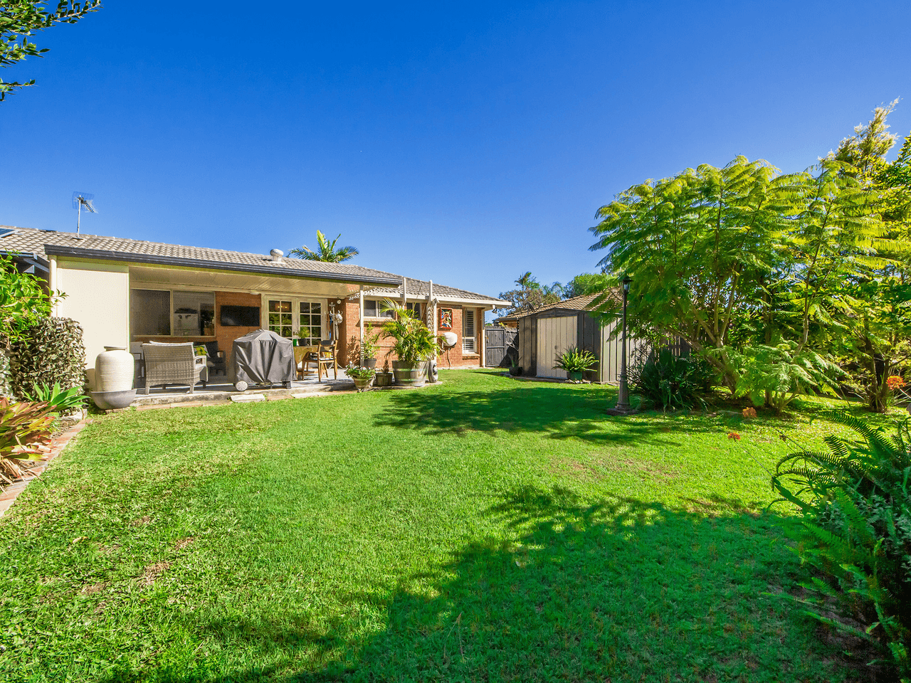 2/24 Chaplin Crescent, OXENFORD, QLD 4210