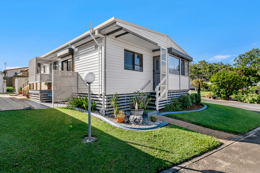 17/530 Pine Ridge Road, COOMBABAH, QLD 4216