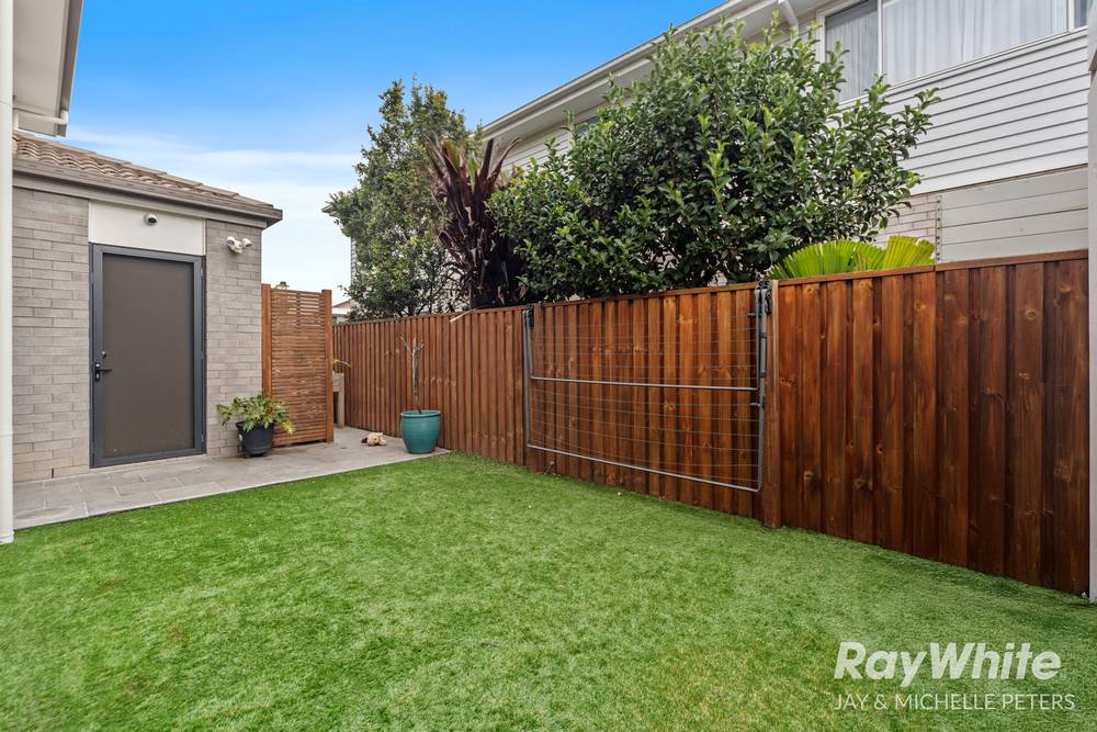 78 Lakeview Promenade, NEWPORT, QLD 4020