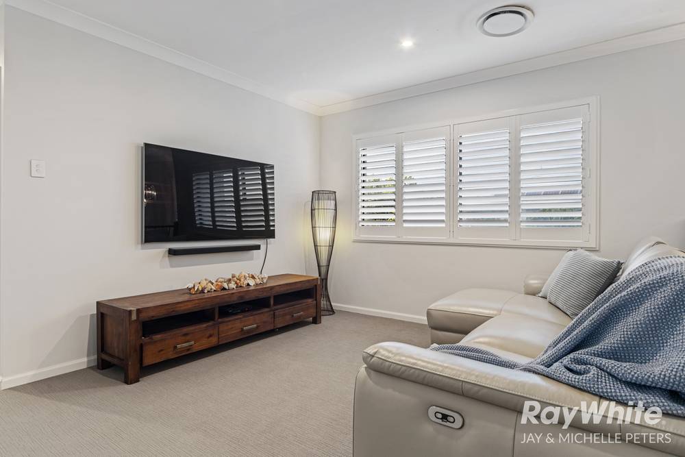 78 Lakeview Promenade, NEWPORT, QLD 4020