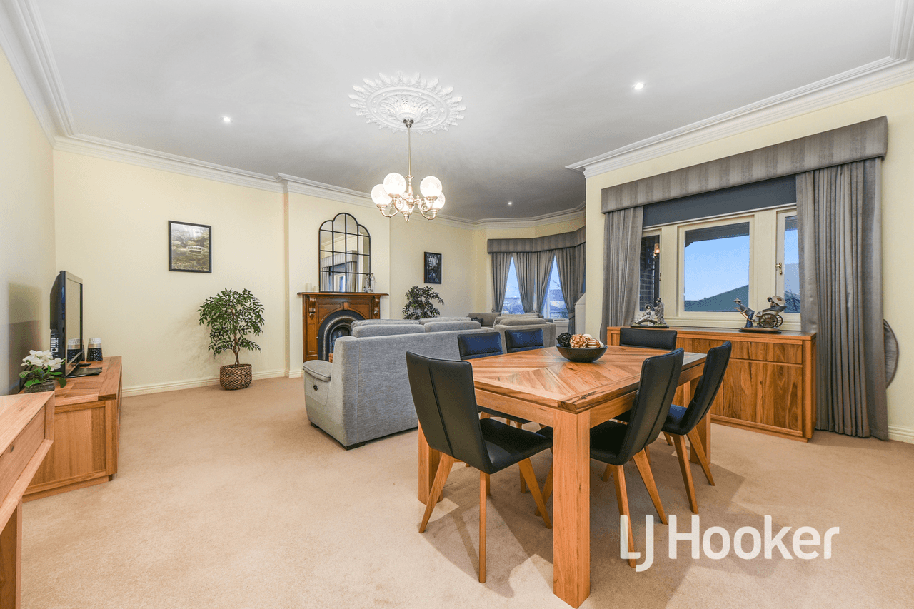 17-19 Toptani Drive, NARRE WARREN SOUTH, VIC 3805