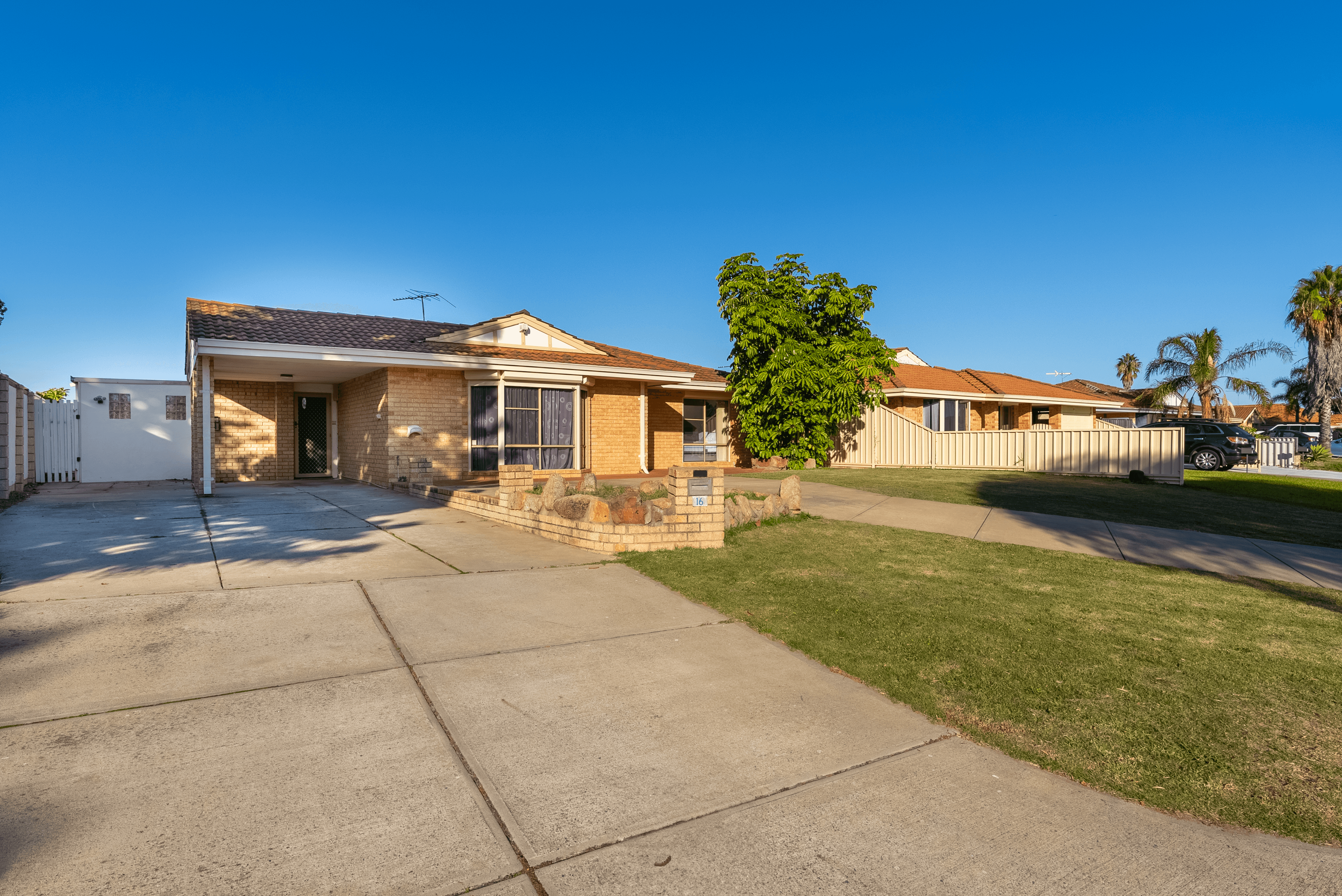 16 Galley Close, PORT KENNEDY, WA 6172