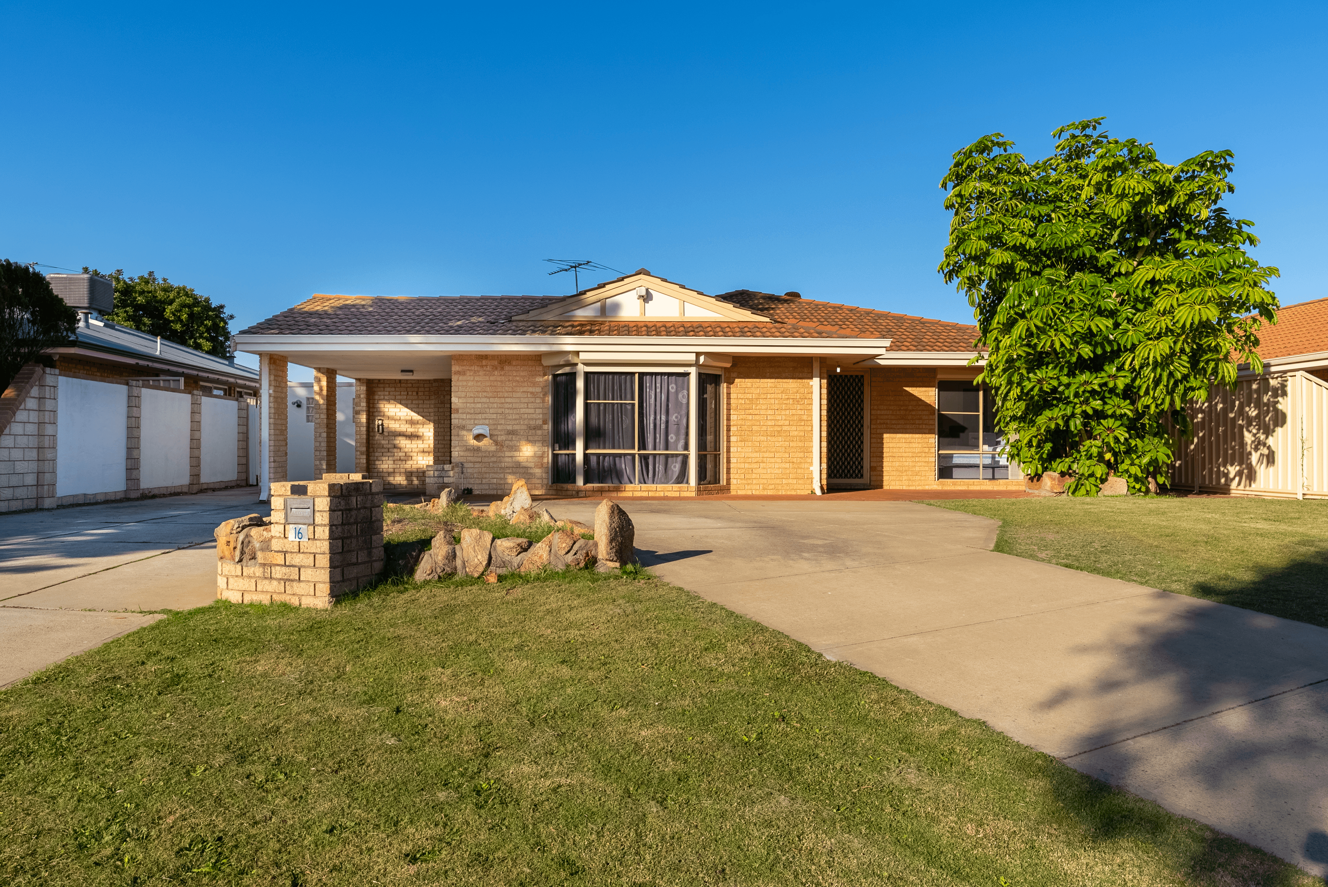 16 Galley Close, PORT KENNEDY, WA 6172