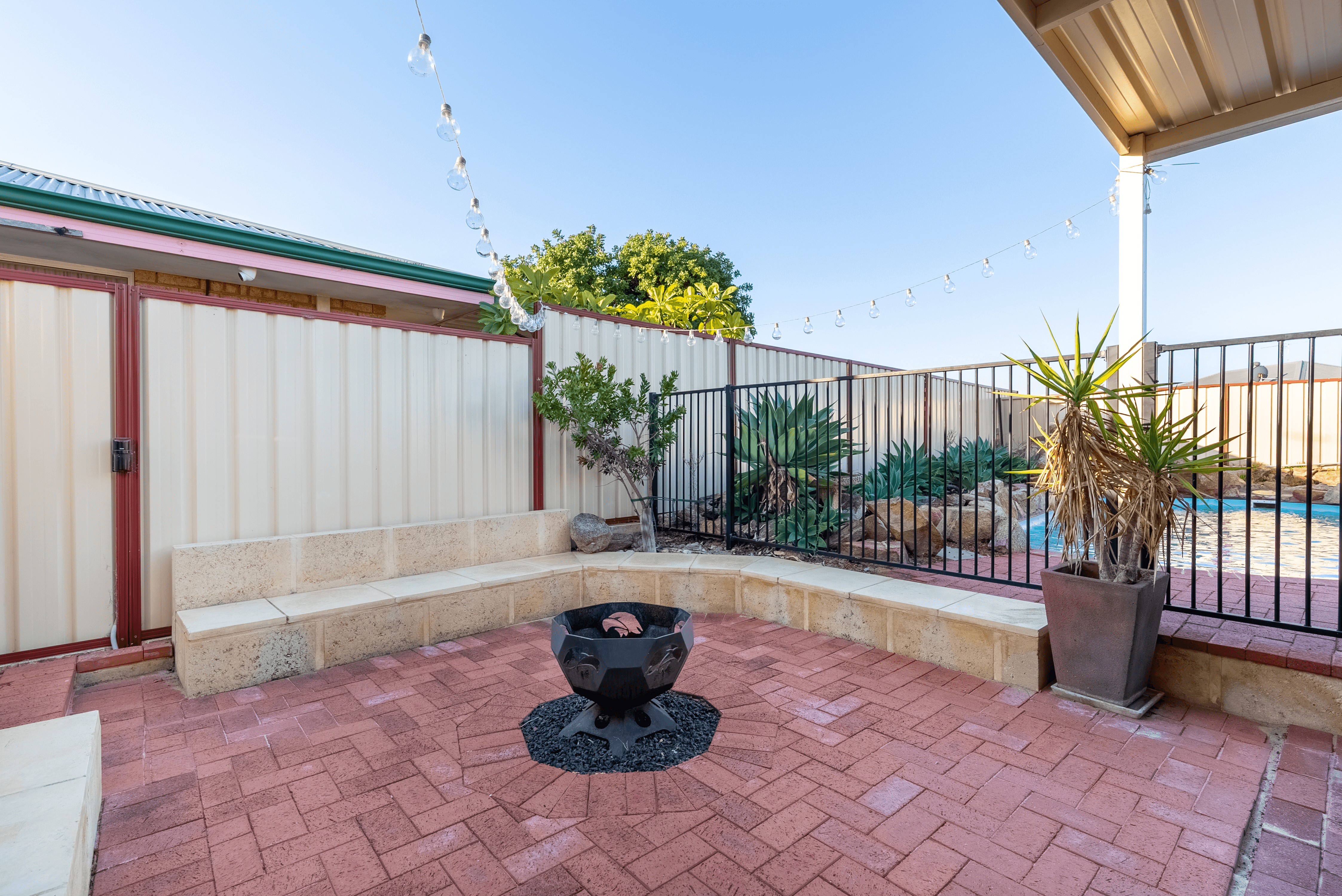 16 Galley Close, PORT KENNEDY, WA 6172