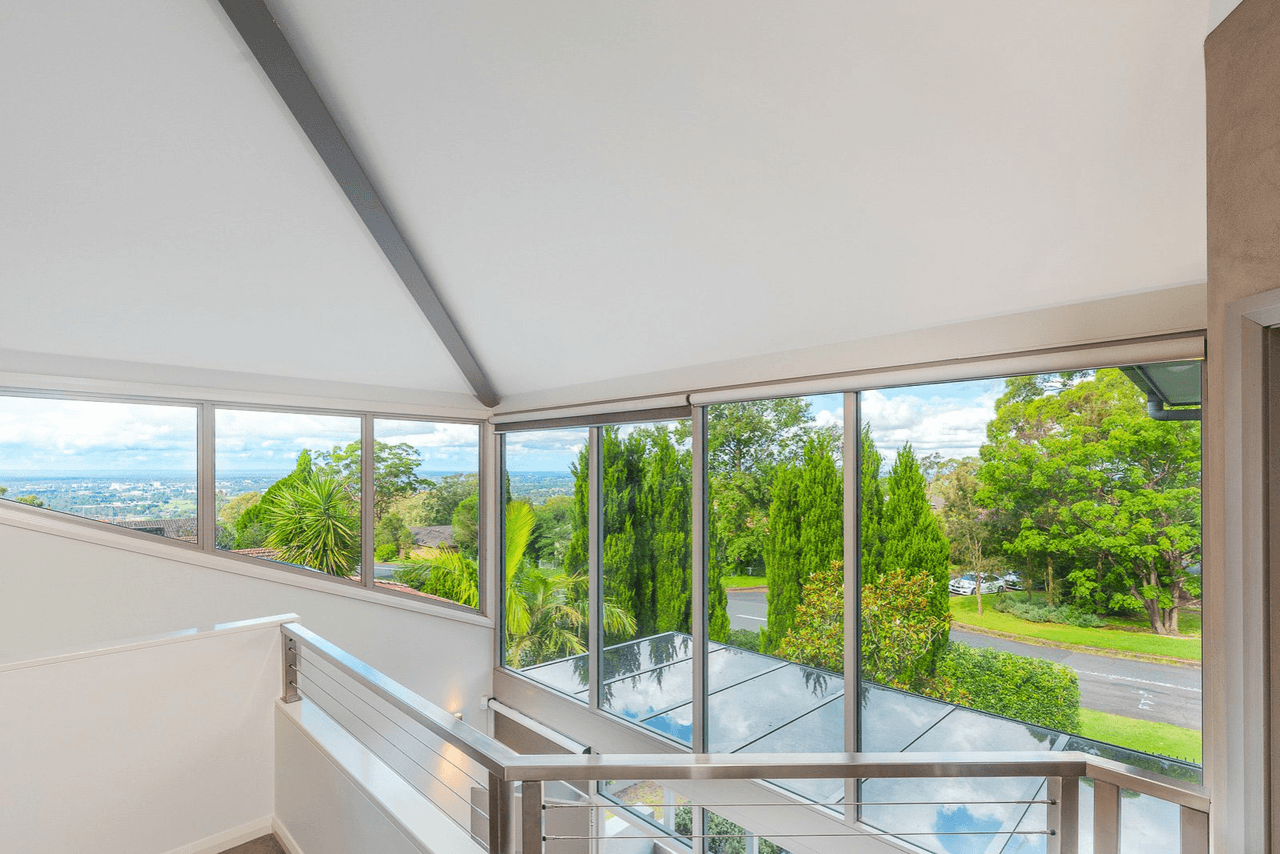 10 Governors Drive, LAPSTONE, NSW 2773