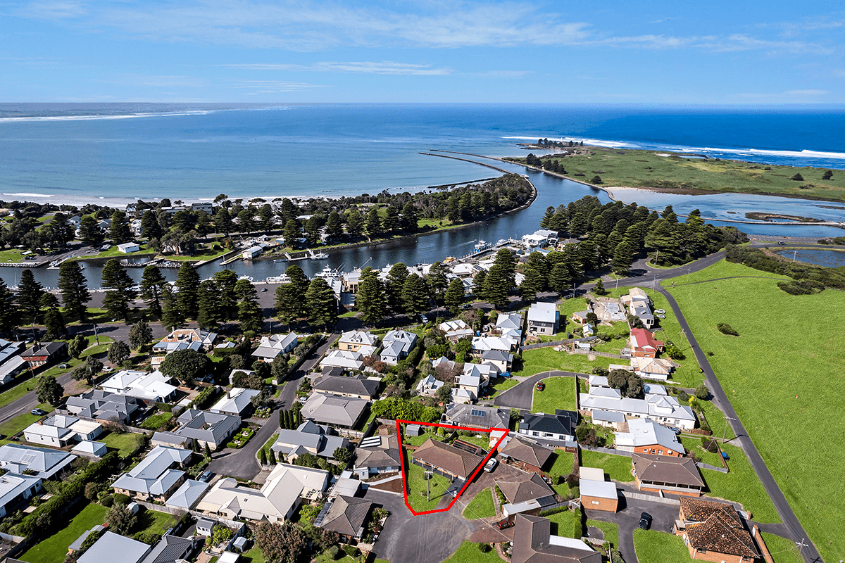 2 Mandeville Crt, PORT FAIRY, VIC 3284