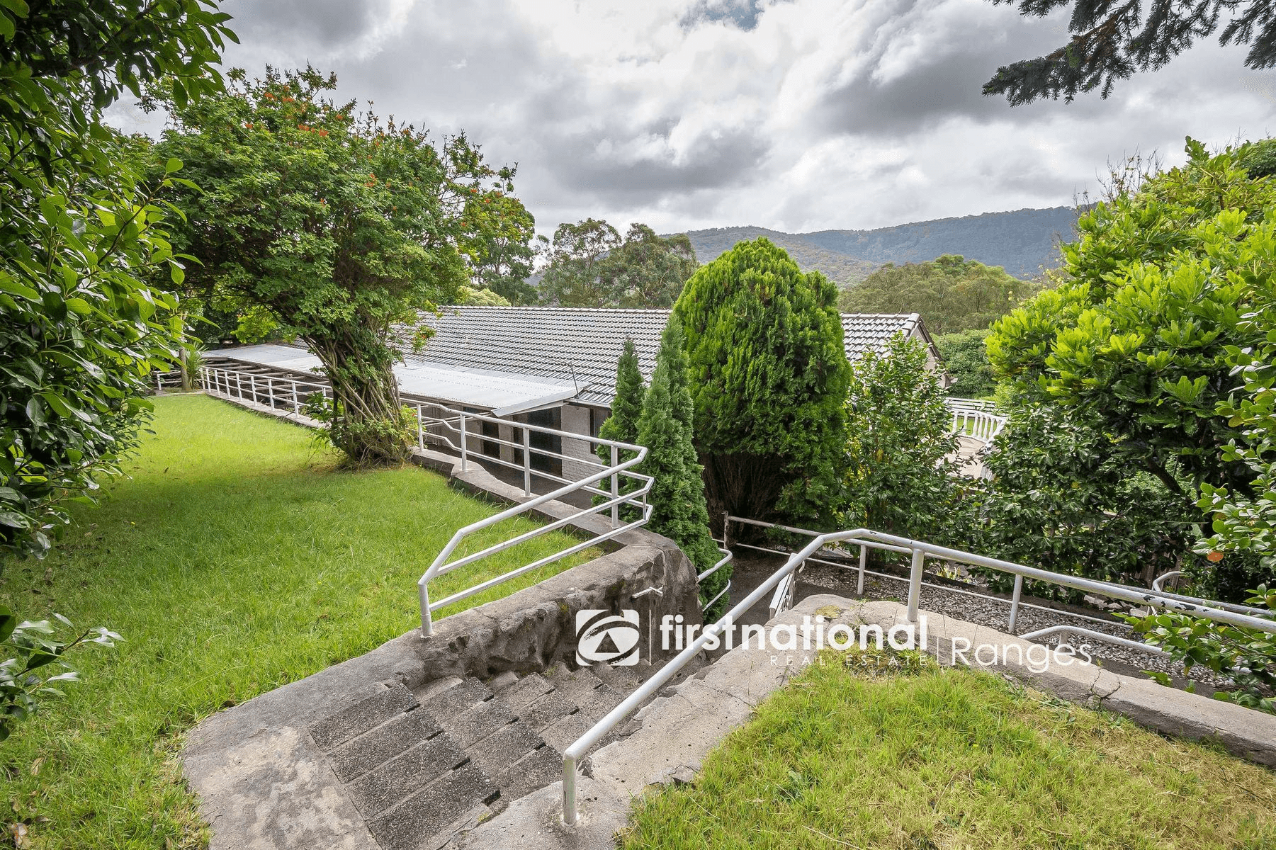 1 Victoria Ridge, UPPER FERNTREE GULLY, VIC 3156