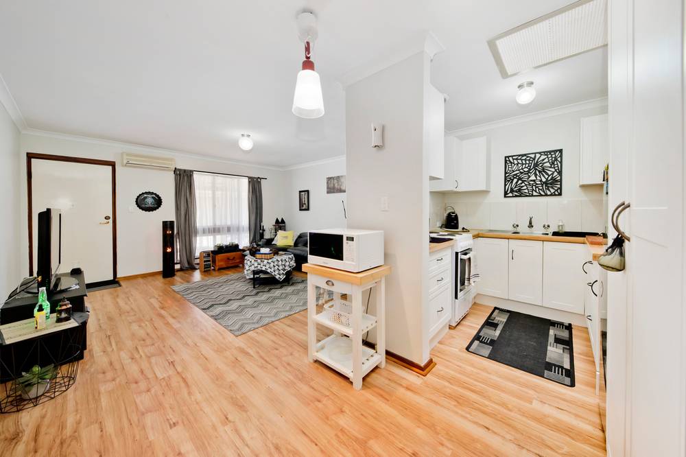 9/7 Fletcher Street, YOKINE, WA 6060