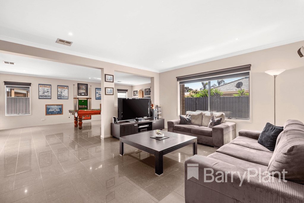 7 Hawkstowe Parade, South Morang, VIC 3752