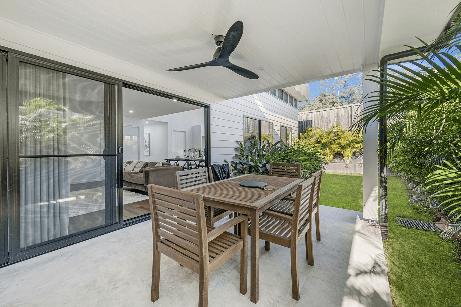 2 Carlyle Avenue, THRUMSTER, NSW 2444