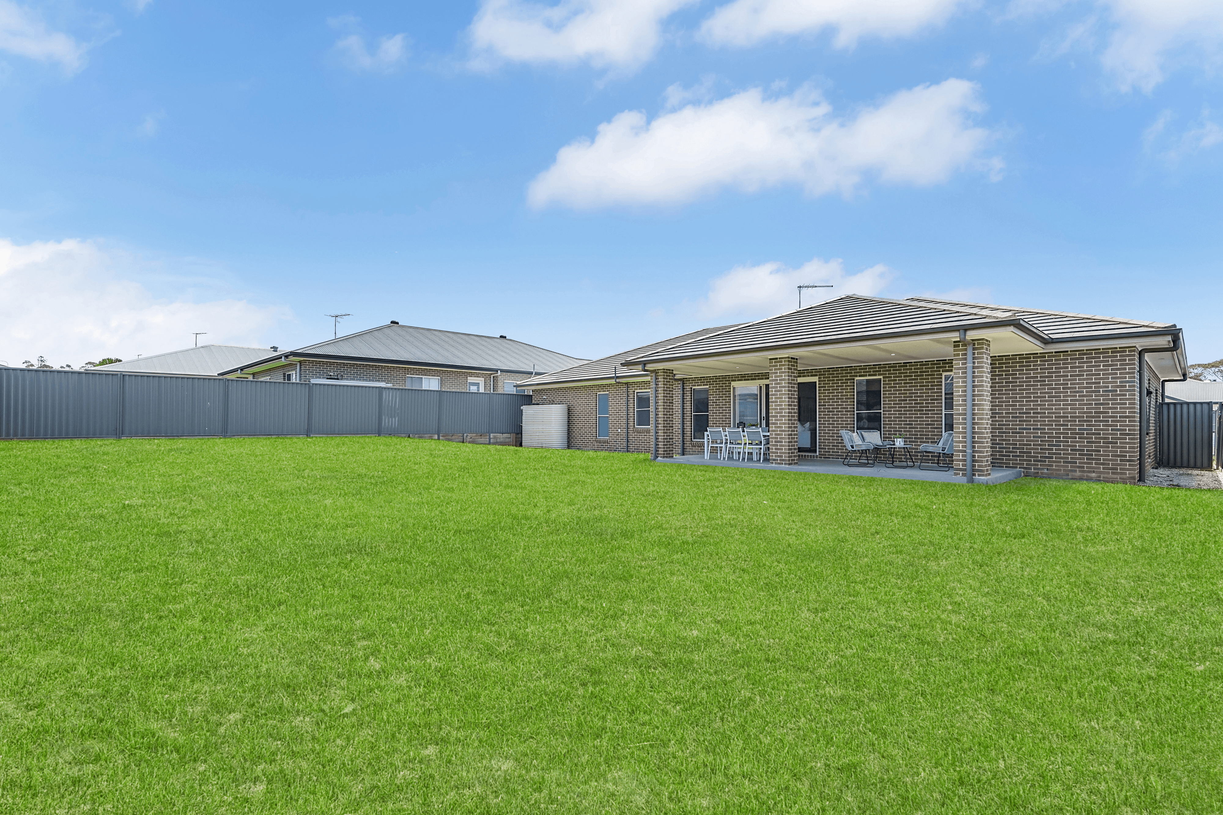 4 Walmsley Crescent, SILVERDALE, NSW 2752