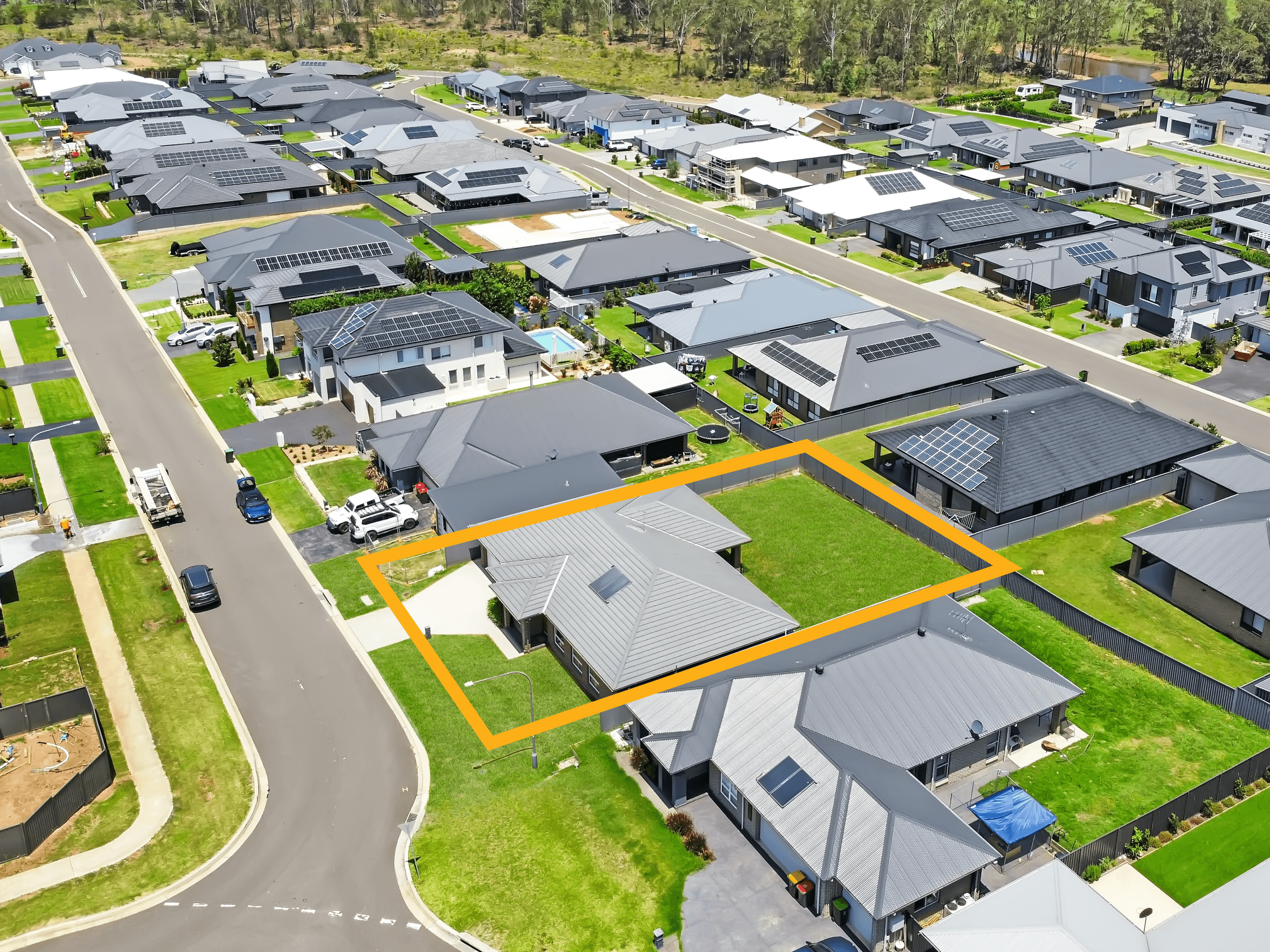 4 Walmsley Crescent, SILVERDALE, NSW 2752