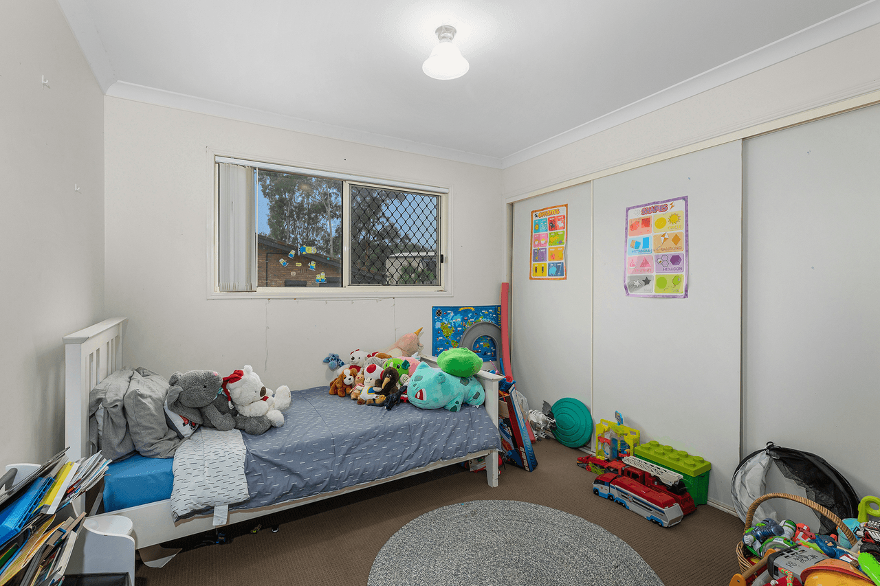 9 Chalmers Place, North Ipswich, QLD 4305