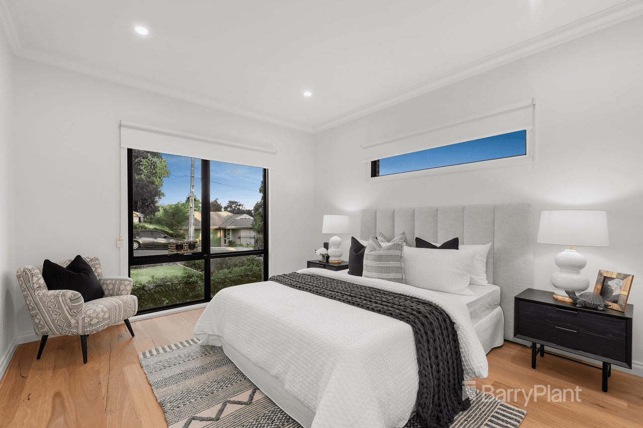 1/2 Saxby Court, Wantirna South, VIC 3152