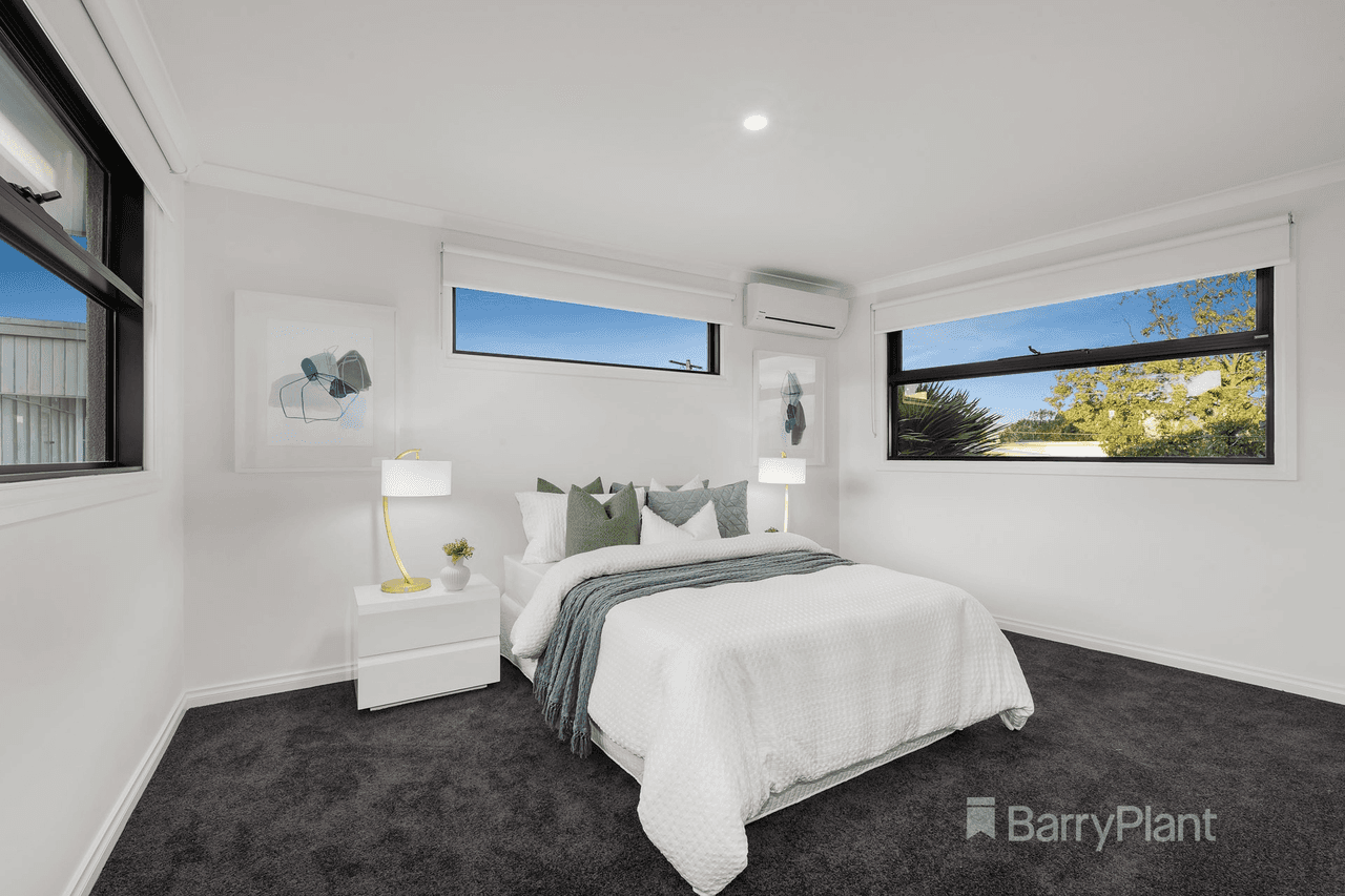 1/2 Saxby Court, Wantirna South, VIC 3152