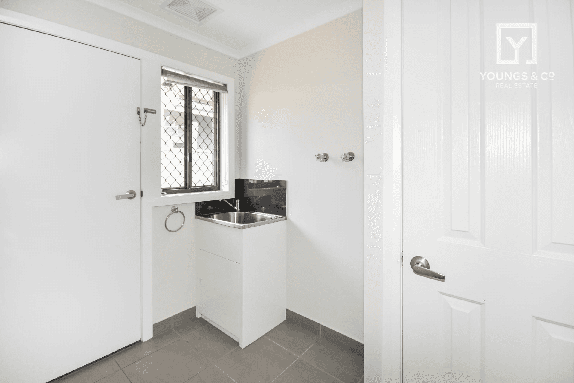 Unit 1/63-65 Echuca Rd, Mooroopna, VIC 3629