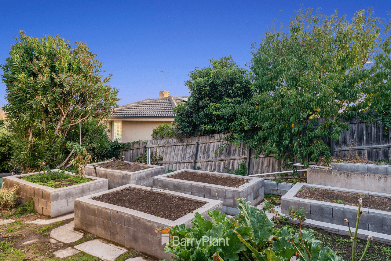 64 Reigate Road, Highton, VIC 3216