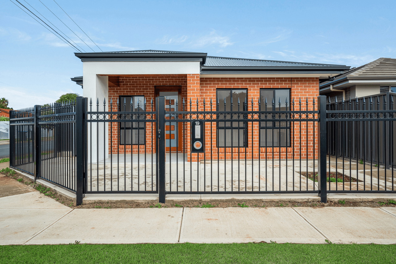 19 Fifth Avenue, WOODVILLE GARDENS, SA 5012