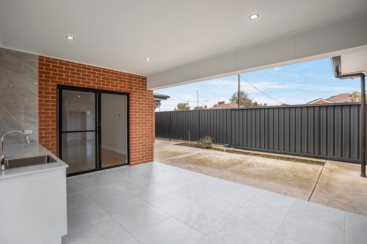 19 Fifth Avenue, WOODVILLE GARDENS, SA 5012