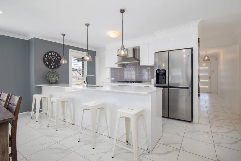 7 Kaiyin Street, FLETCHER, NSW 2287