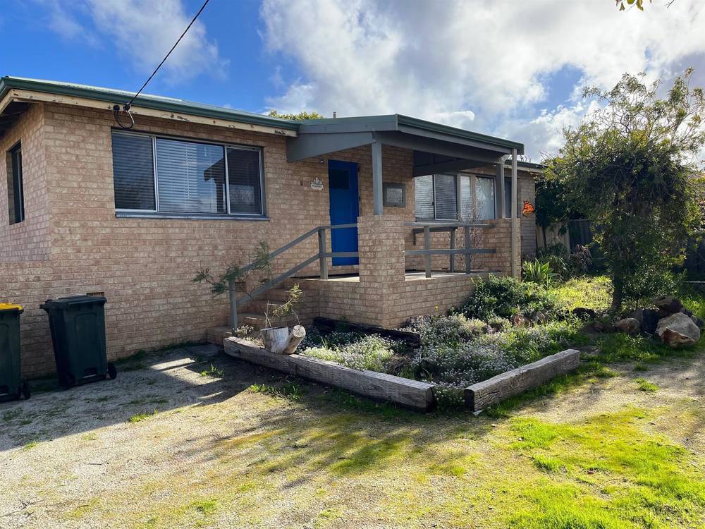 9 SHINGLE Avenue, Jurien Bay, WA 6516