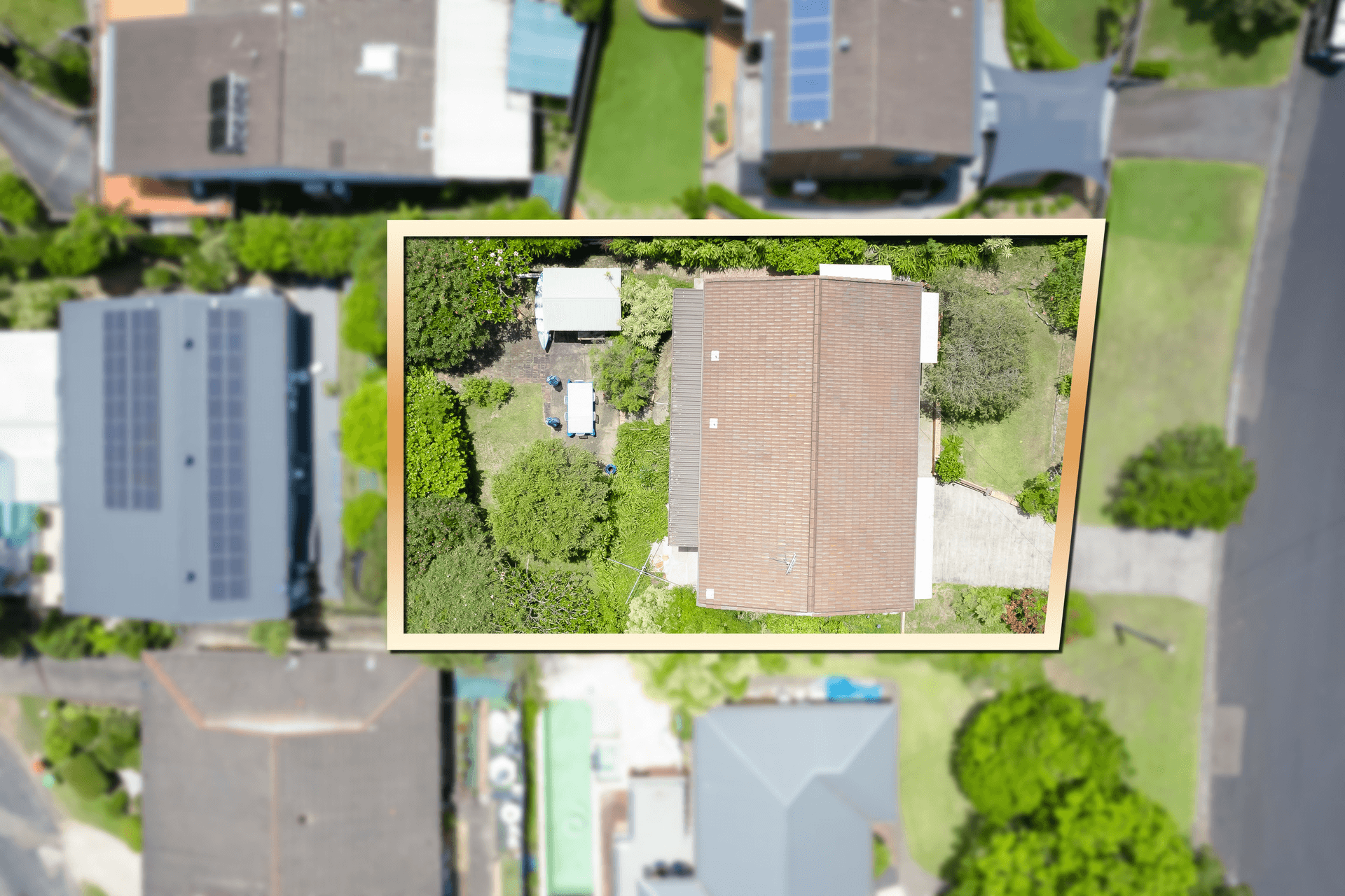 12 Coogee Road, Point Clare, NSW 2250