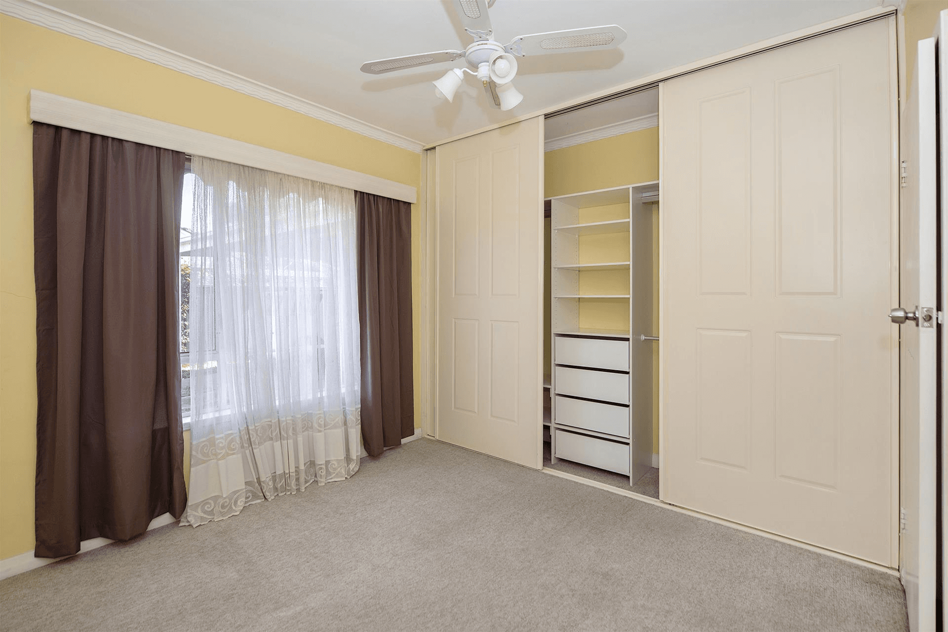 1 Kalimna Avenue, Campbelltown, SA 5074