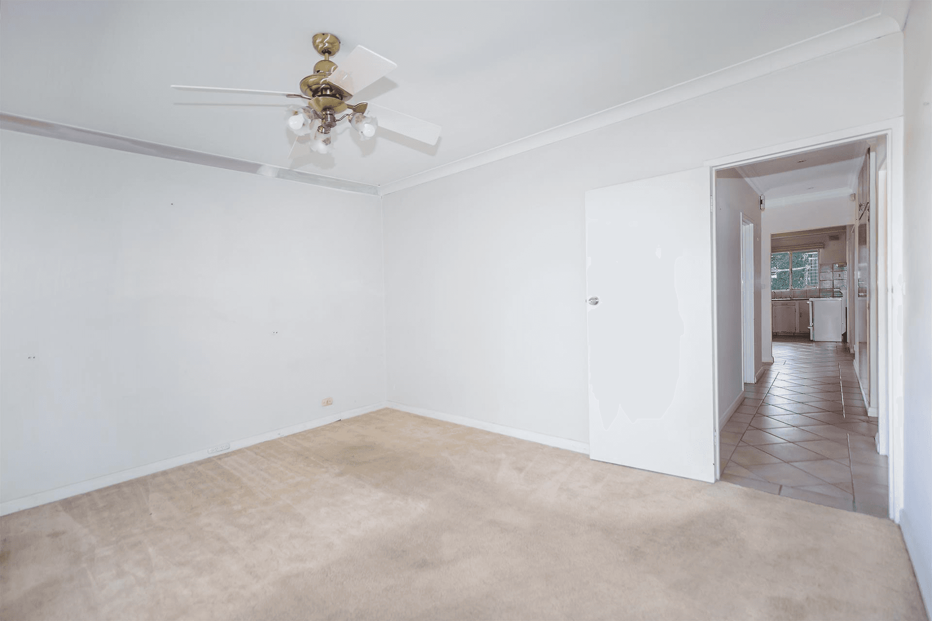 1 Kalimna Avenue, Campbelltown, SA 5074