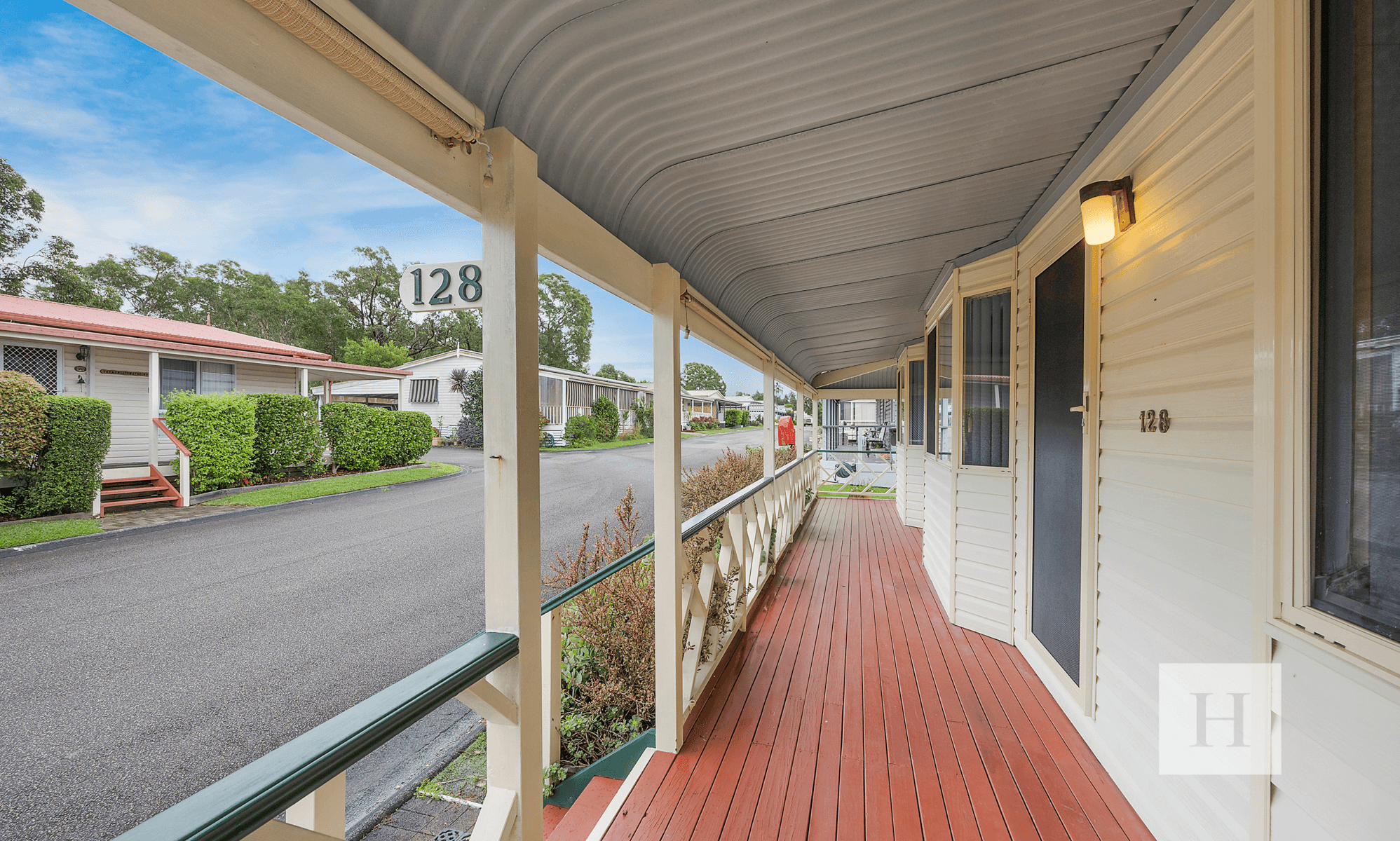 128/25 Mulloway Road, Chain Valley Bay, NSW 2259