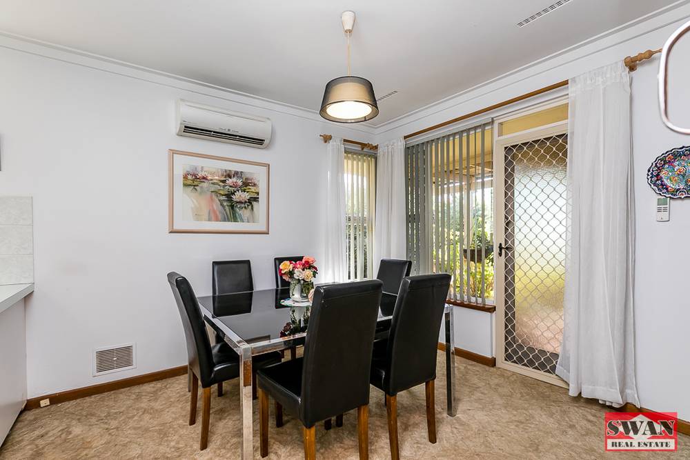 54 Weston Dr, Swan View, WA 6056