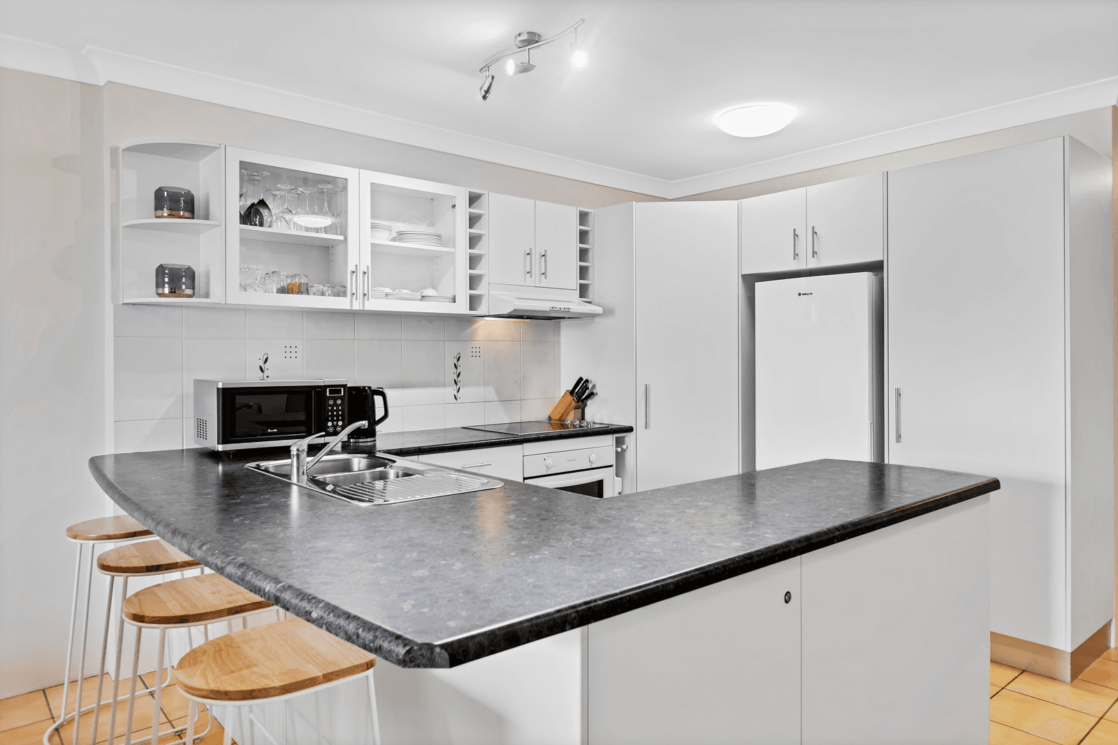 18/45 BRADMAN AVENUE, MAROOCHYDORE, QLD 4558