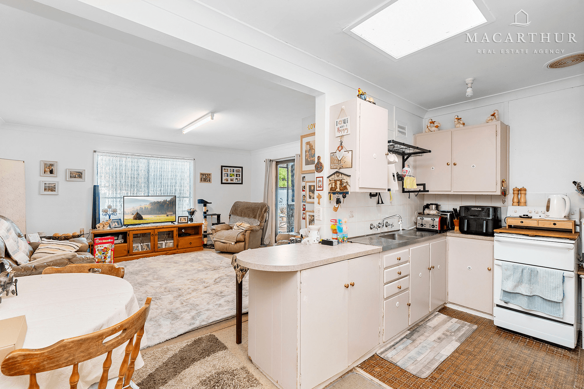 6 Malta Crescent, Ashmont, NSW 2650