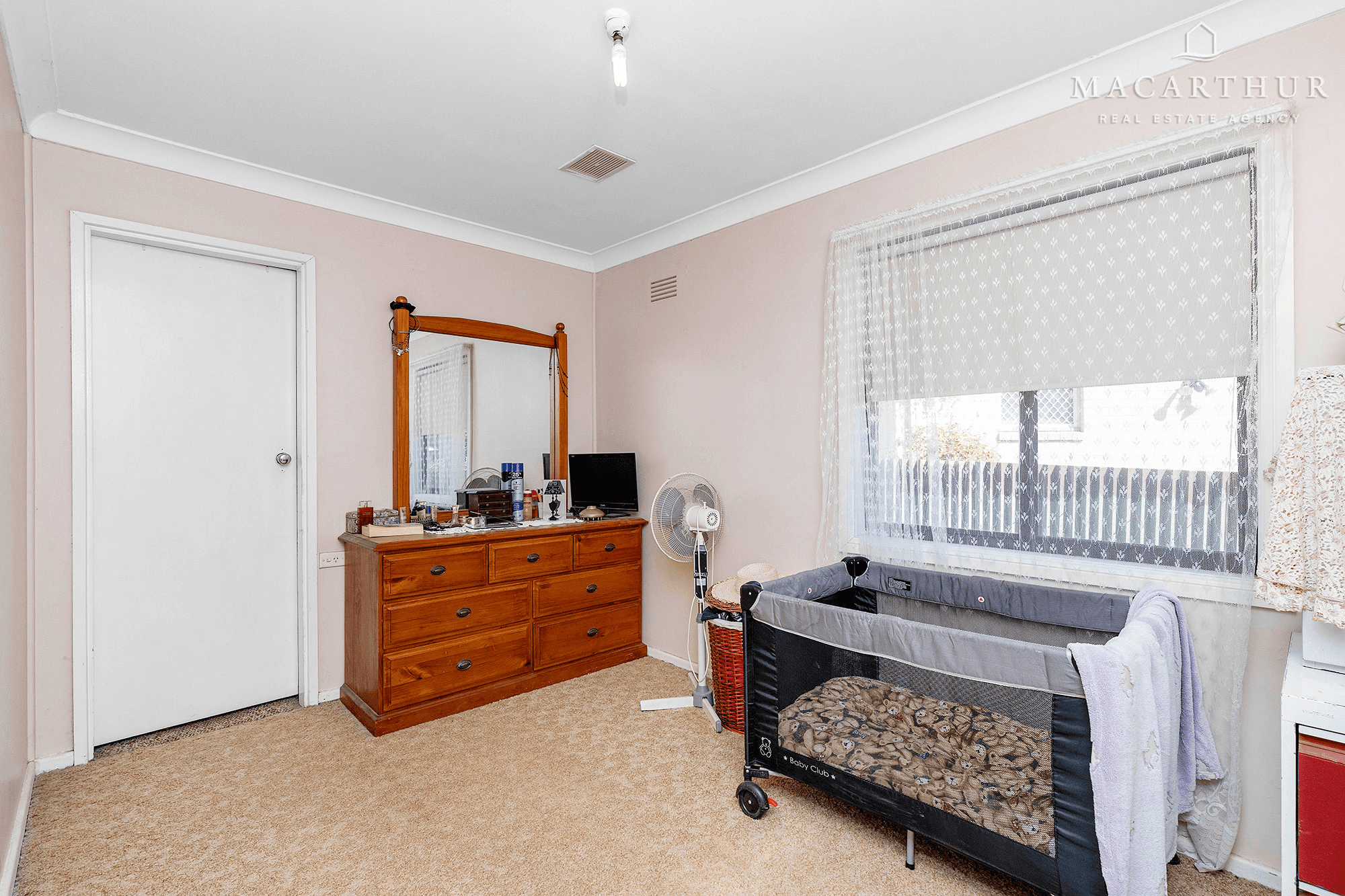 6 Malta Crescent, Ashmont, NSW 2650