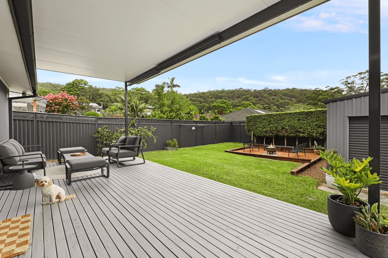 33 Sunshine Drive, POINT CLARE, NSW 2250