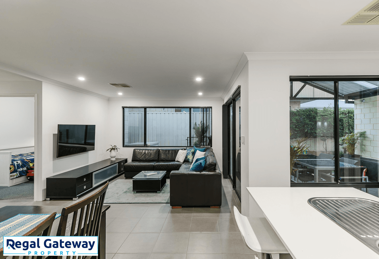 34 Birch Road, AUBIN GROVE, WA 6164