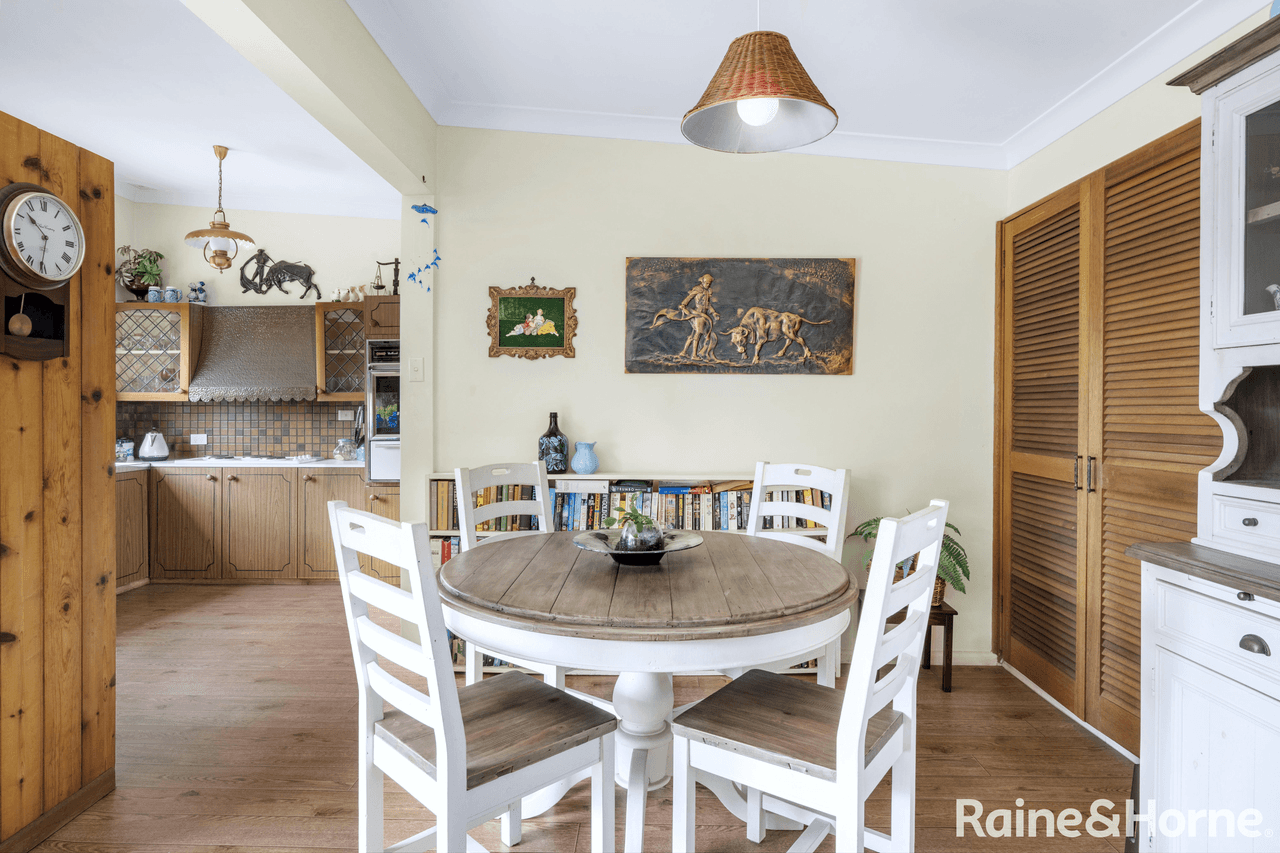 13 Bolt Street, SHOALHAVEN HEADS, NSW 2535