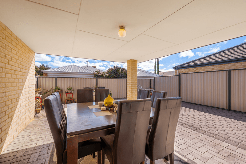 14 Teocote Crescent, AUBIN GROVE, WA 6164