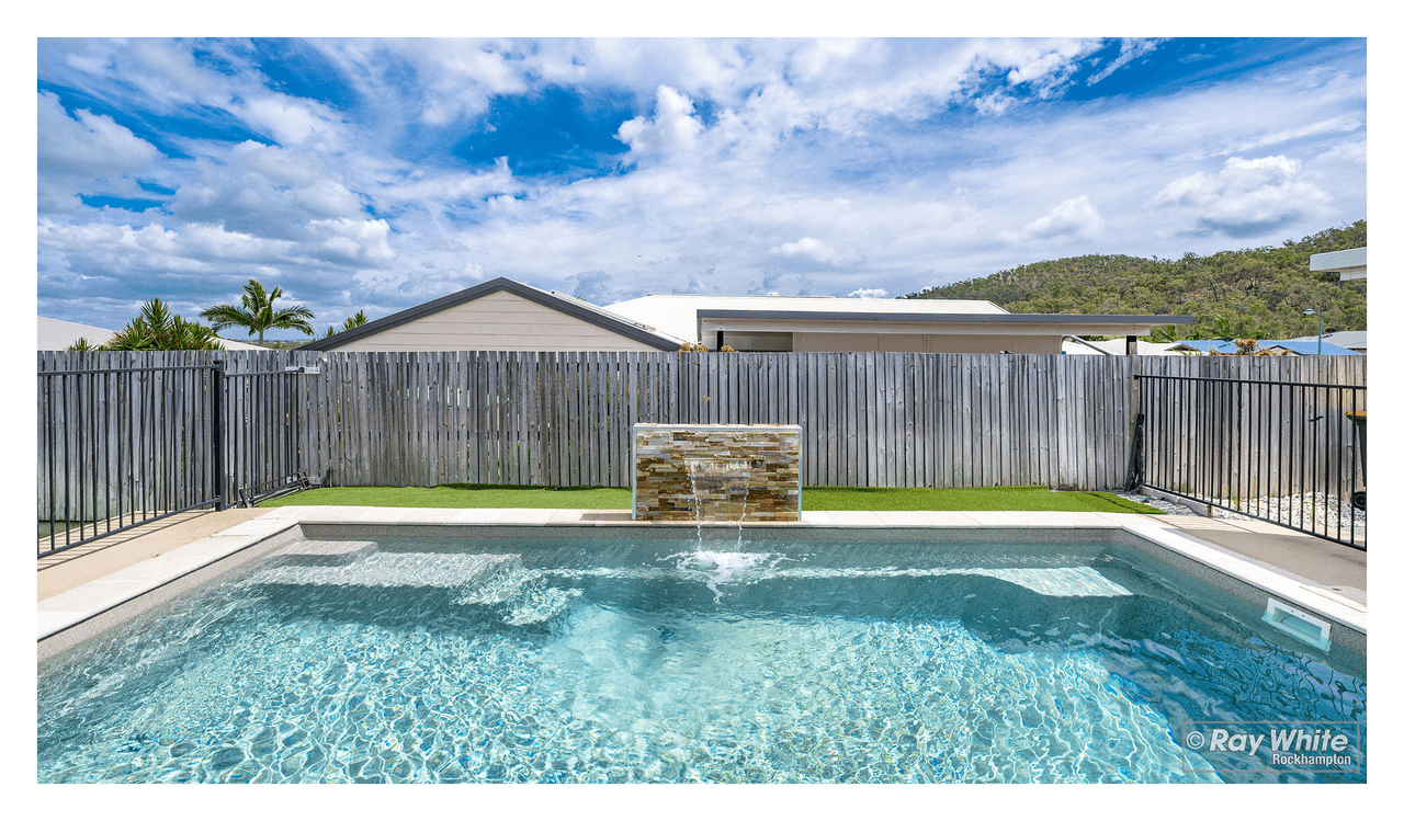 25 Laird Avenue, NORMAN GARDENS, QLD 4701