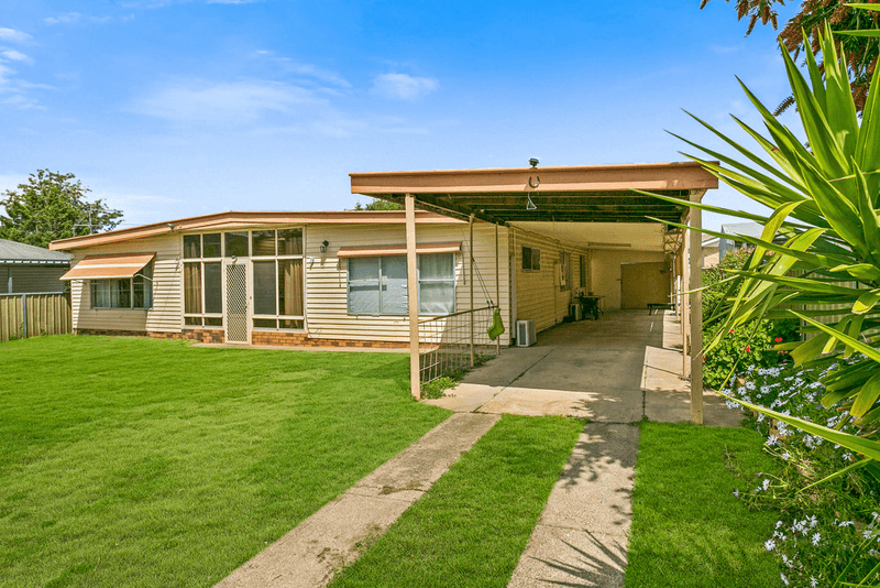 14 Terry Street, TAMWORTH, NSW 2340