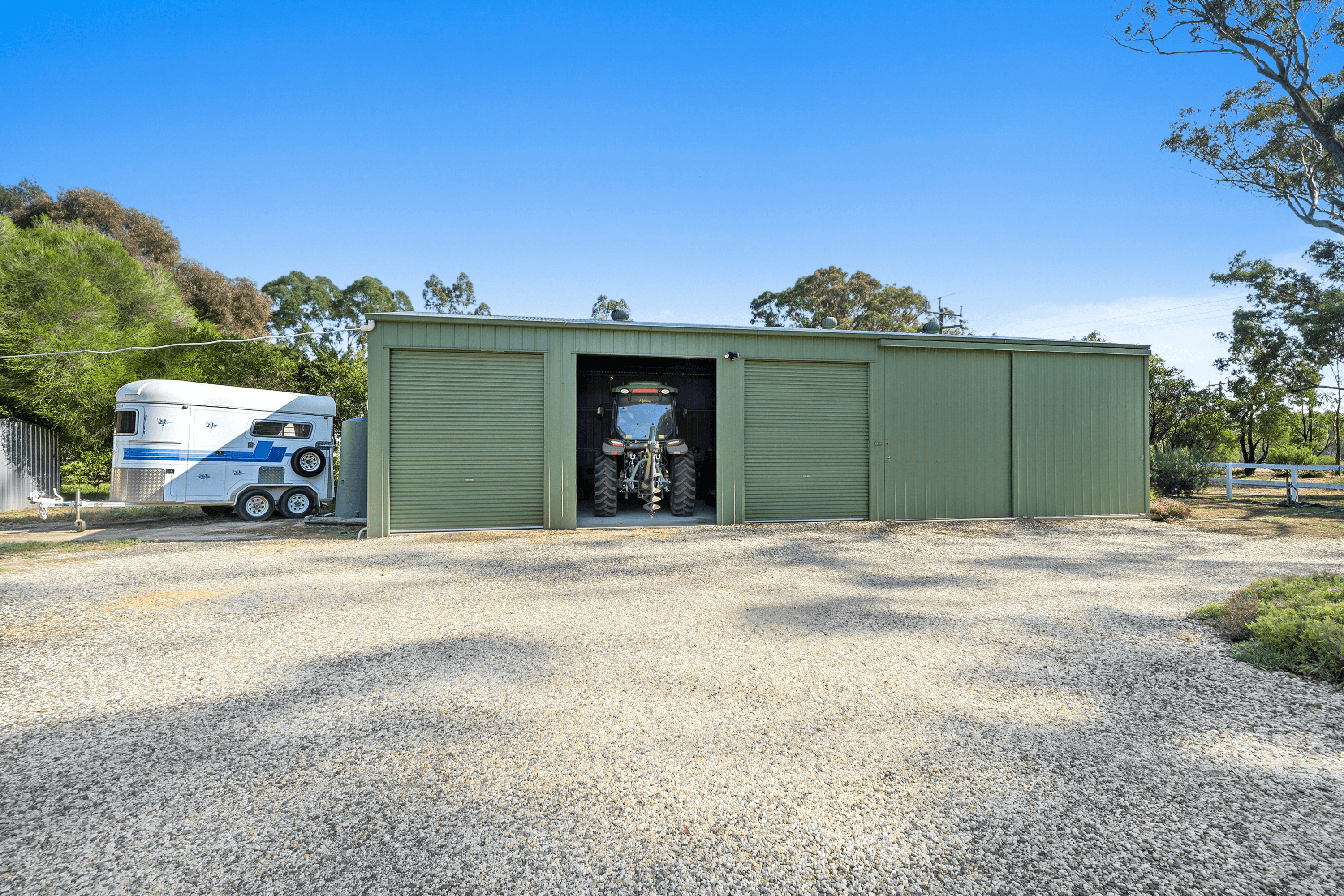 120 HIGHLANDS ROAD, SEYMOUR, VIC 3660