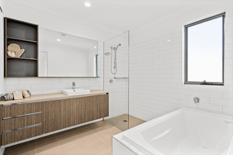 19A Lord Howe Avenue, SHELL COVE, NSW 2529