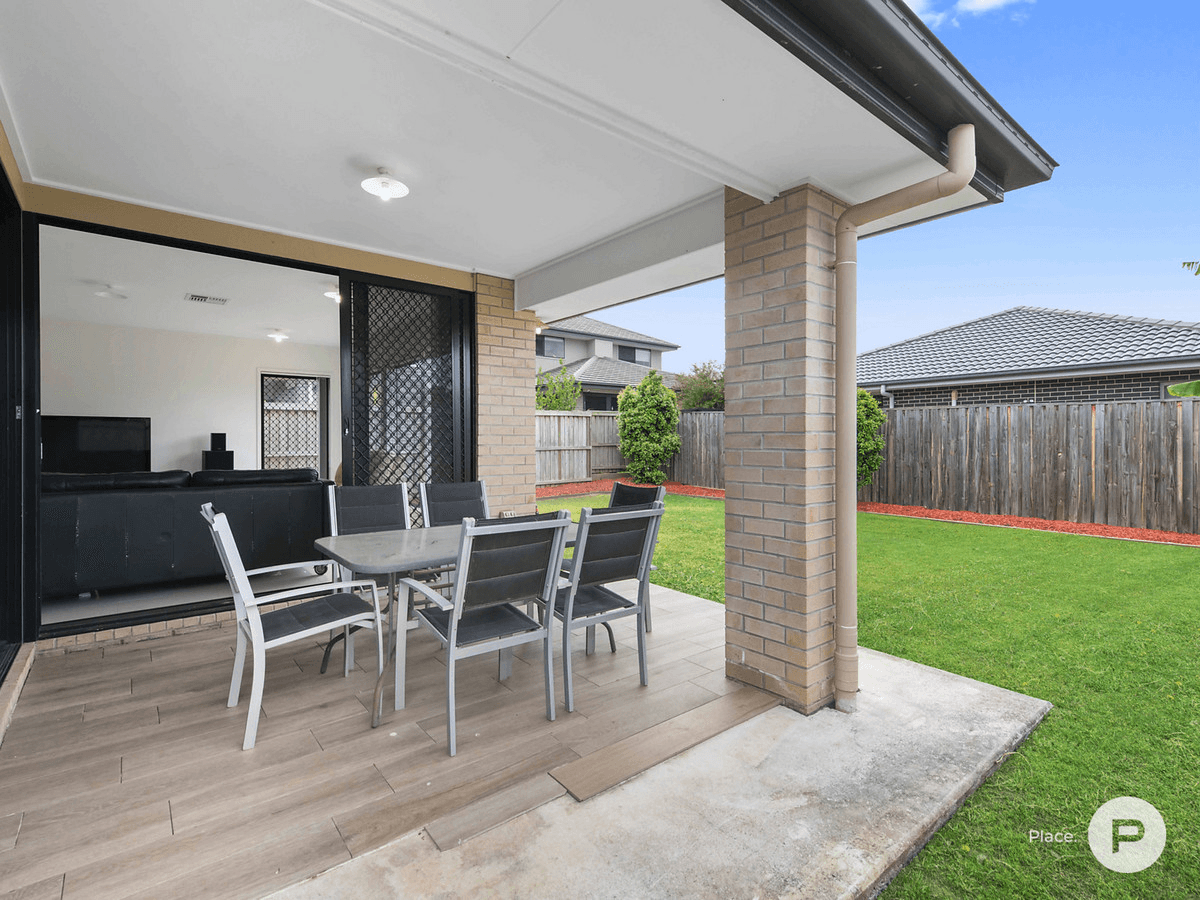 4 Penda Crescent, Pallara, QLD 4110