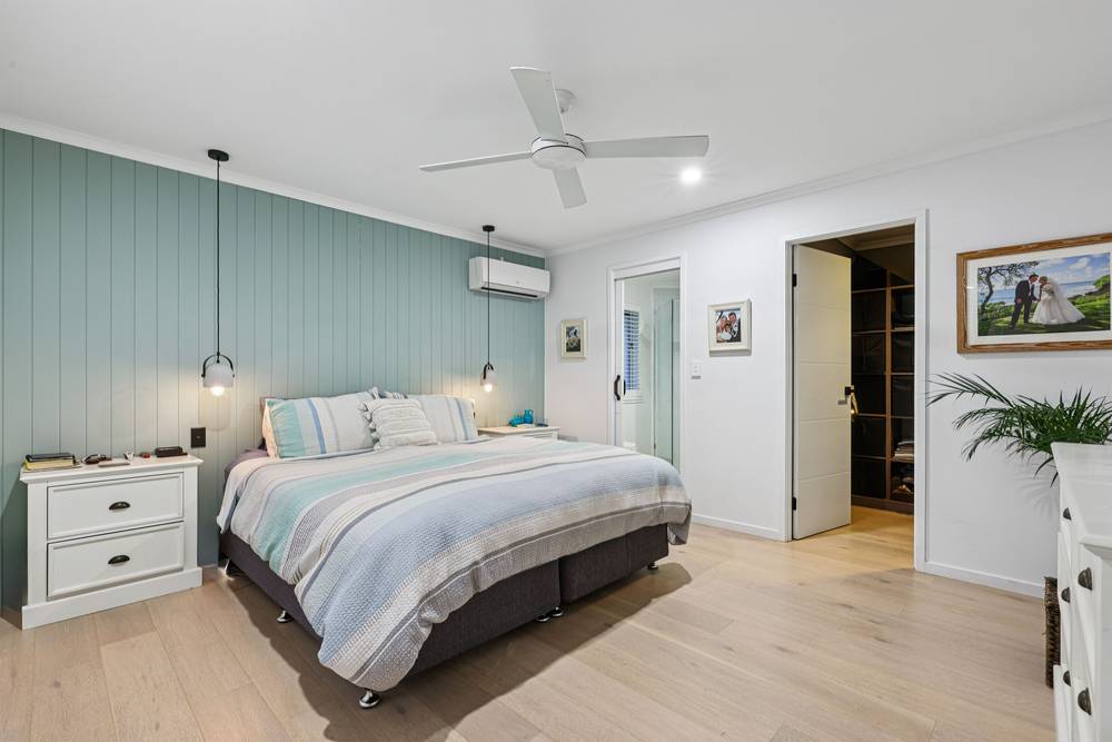 10 Emerton Crescent, Robina, QLD 4226