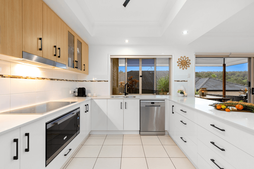 26 Charles Glen Street, DAISY HILL, QLD 4127