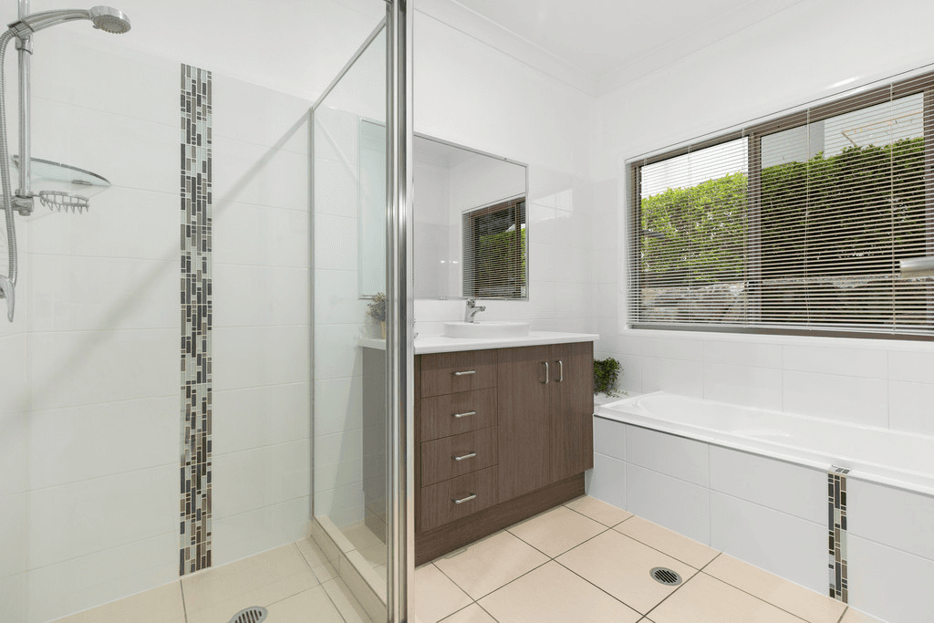 26 Charles Glen Street, DAISY HILL, QLD 4127