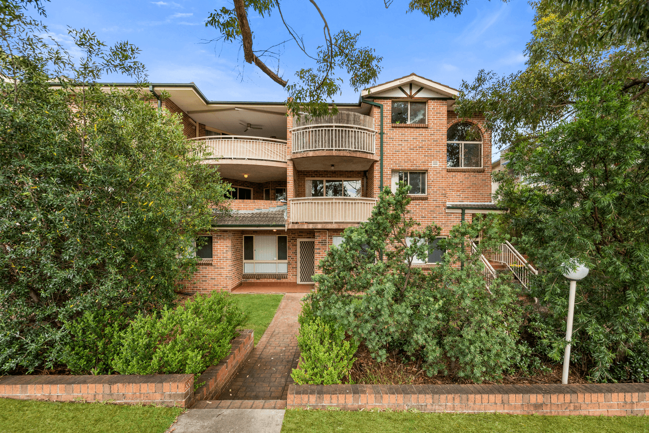 1/35-37  Windsor Road, MERRYLANDS, NSW 2160