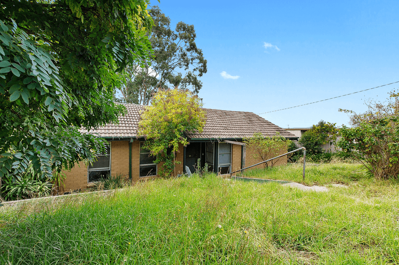 29 MONASH DRIVE, SEYMOUR, VIC 3660