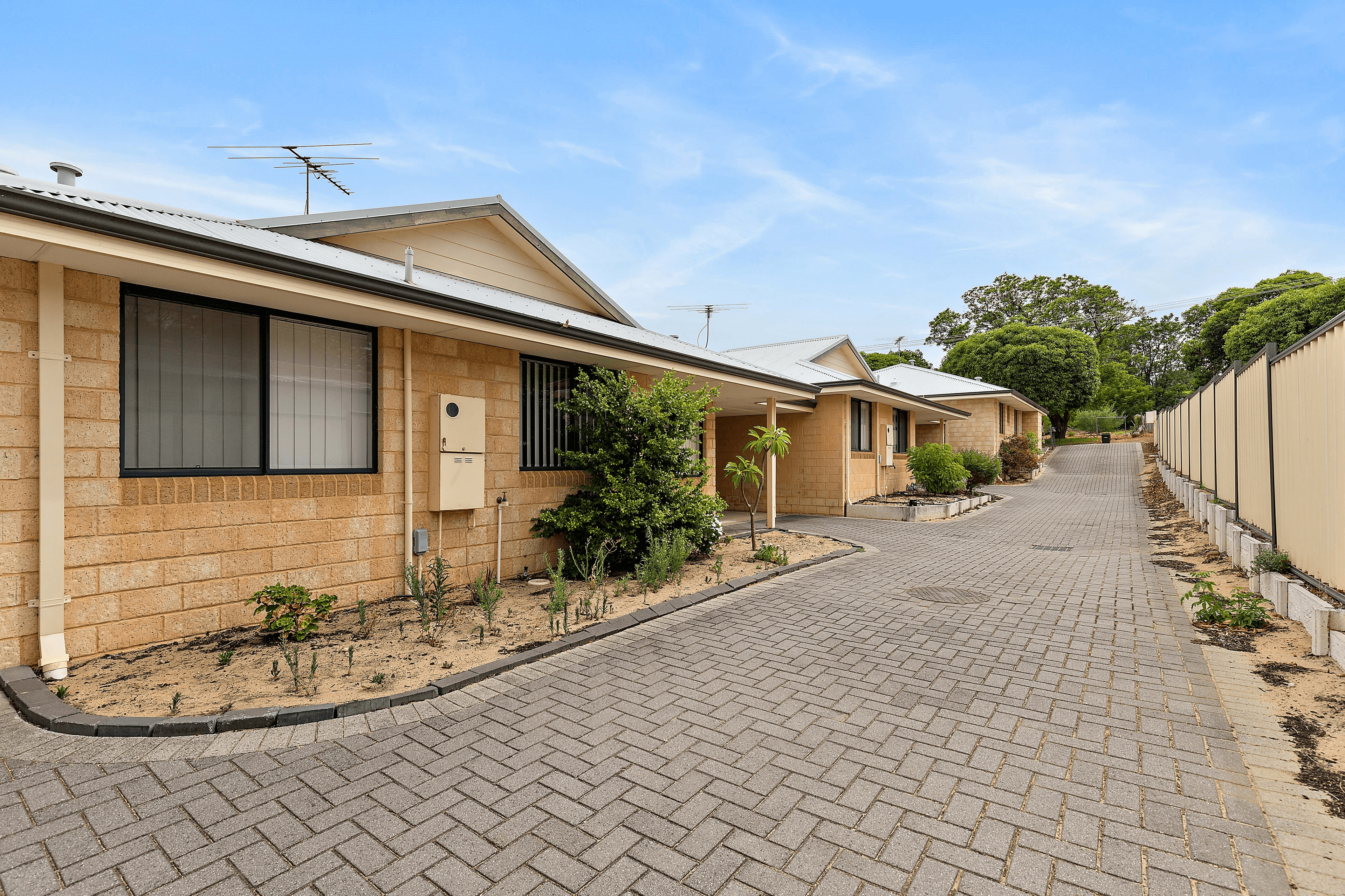 3/20 William Street, Armadale, WA 6112