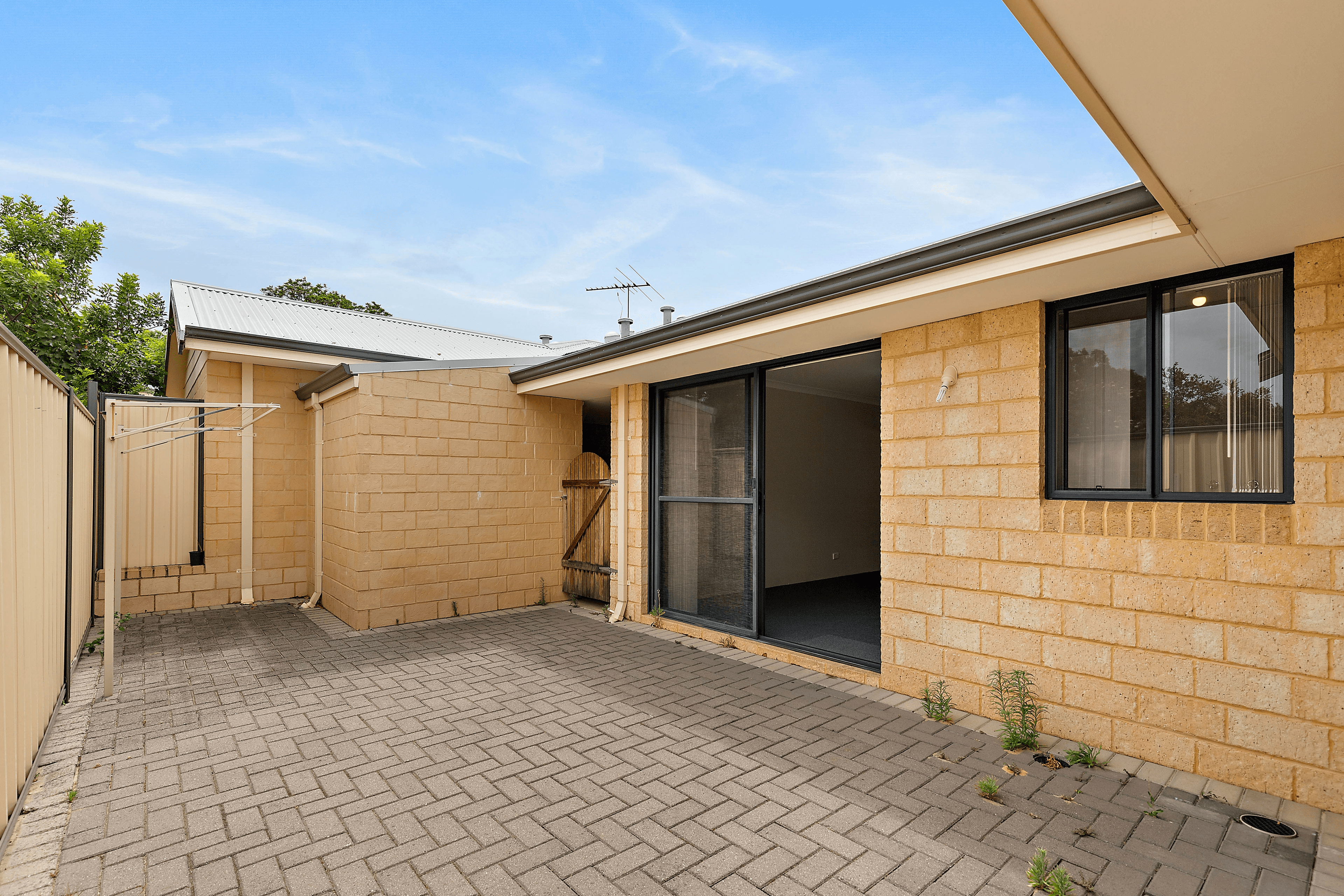 3/20 William Street, Armadale, WA 6112